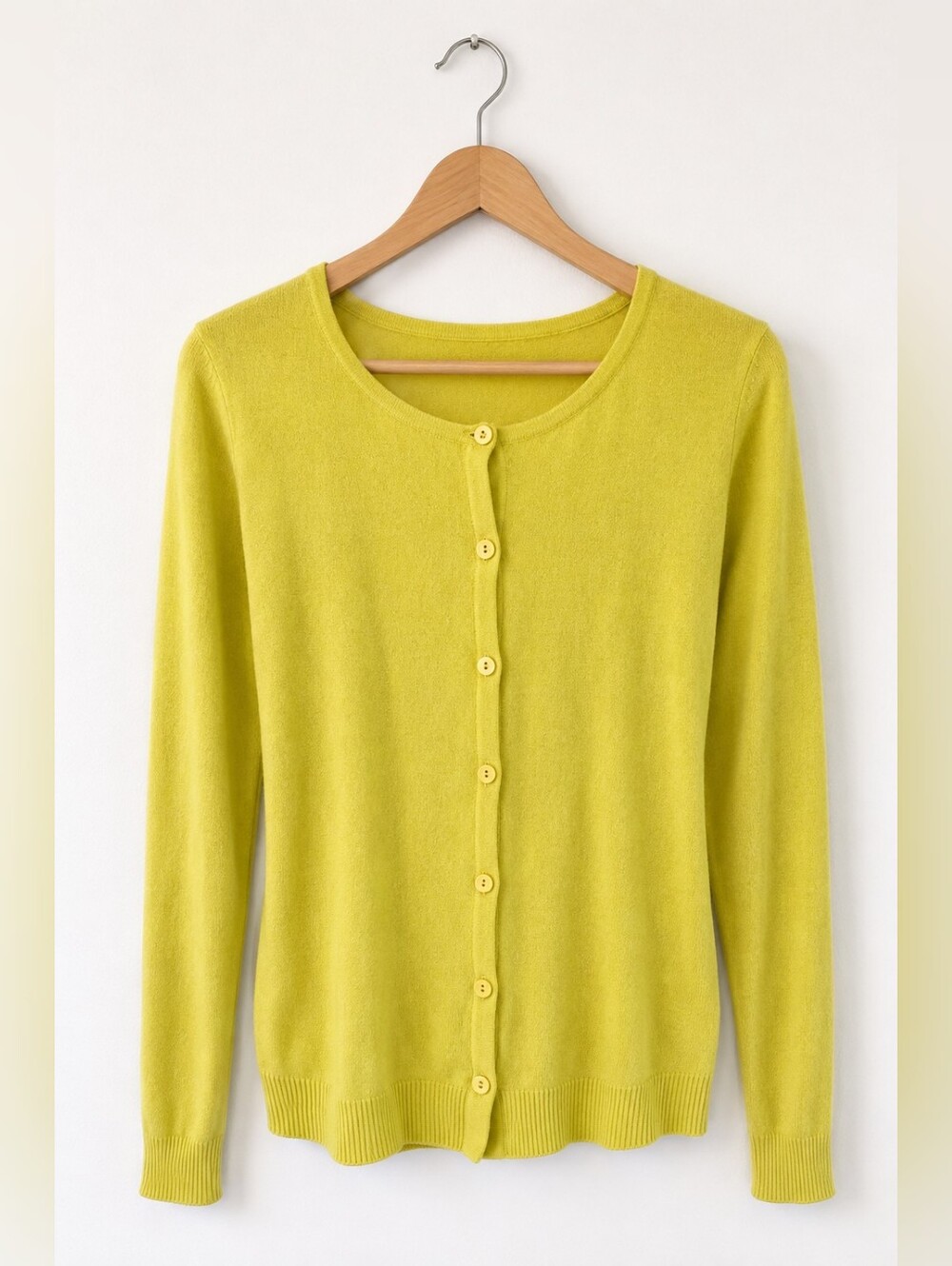 🆂🅰🅻🅴 •Carol Rose Yellow/Green Crewneck Button-Front Women’s Sweater